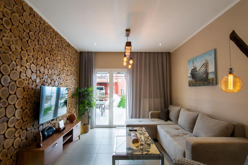 הוילה Notos Sea & Mountain House מראה חיצוני תמונה