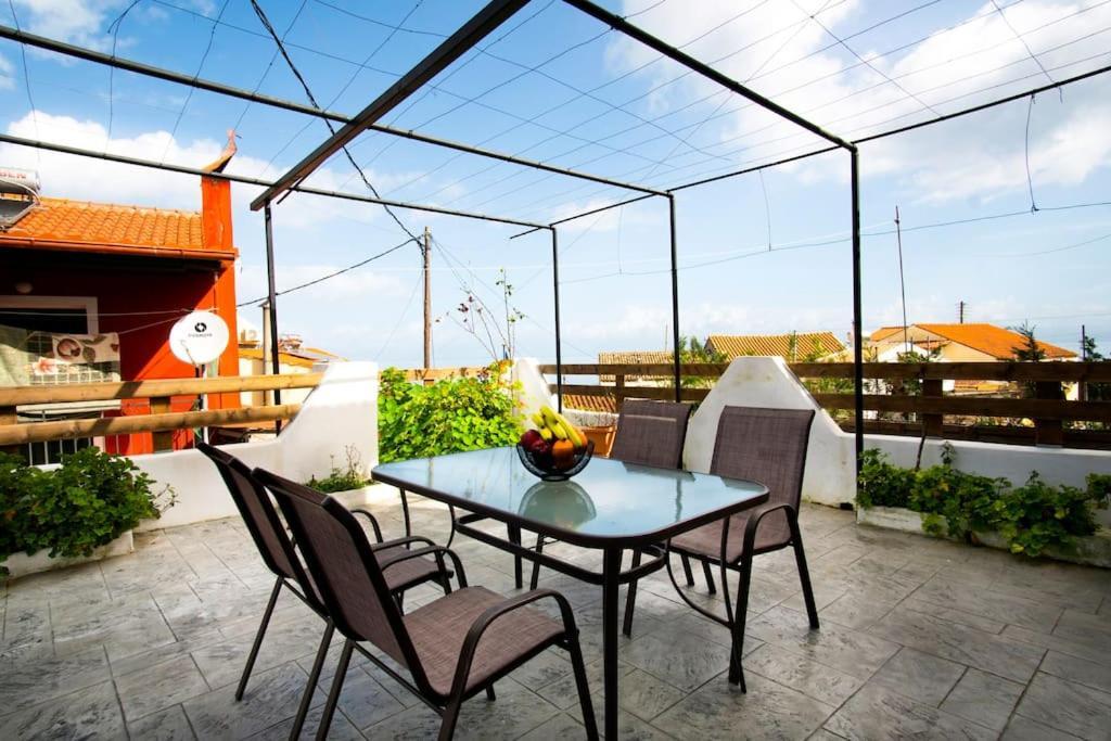 הוילה Notos Sea & Mountain House מראה חיצוני תמונה